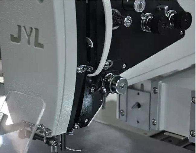 Máquina de coser de patrón industrial con jyl-g3020r de alta eficiencia automática.